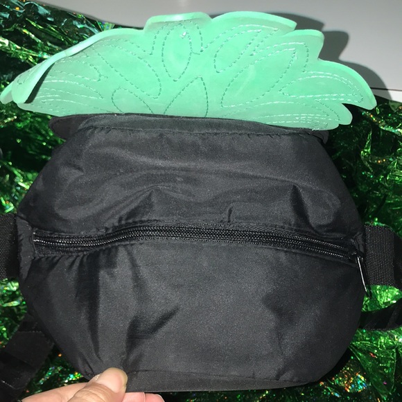 LIMITED EDITION VICTORIA SECRET PINK PINEAPPLE SHOULDER BAG - Picture 4 of 7